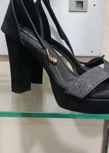 Girls Heel Sandle