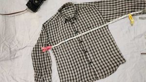 Unisex Apple Cut Design Shirt with Pocket