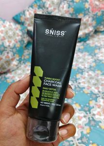 SNISS Elite Turbo Boost Charcoal Face Wash