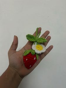 🍓strawberry flower 🌼