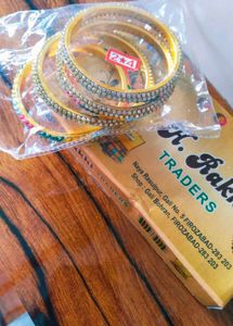 Multi Shade Bangle No Damage