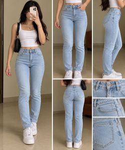 Light Wash High-Waisted Straight Leg Jeans