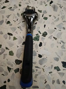 Let's Shave Shaving Machine Without Razor