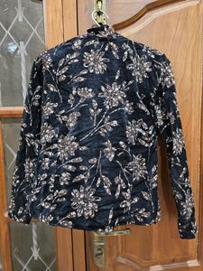 Velvet Top/Shirt With Shoulder Pads