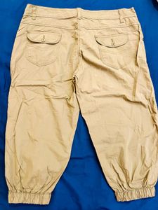 Olive Cargo Capris