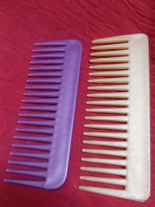 Set of 2 Wide-Tooth Combs