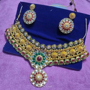 Beautiful Heavy Necklace Set With Earrings 😍