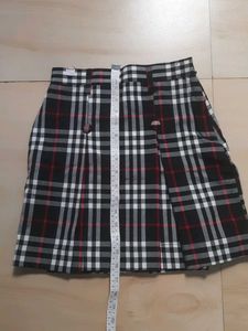 Classic Plaid Pleated Mini Skirt
