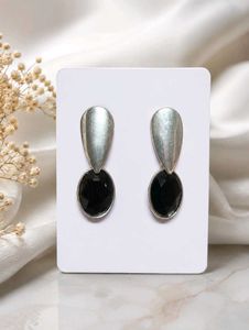 🖤 Elegant Black & Silver Drop Earrings 🖤