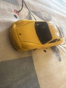 porsche 911 yellow toy