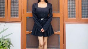 Chic Black Dress