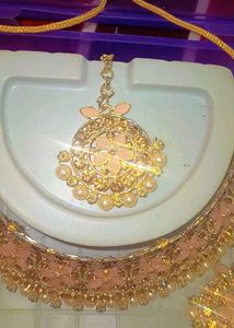 Elegant Gold &amp; Pearl Necklace Set
