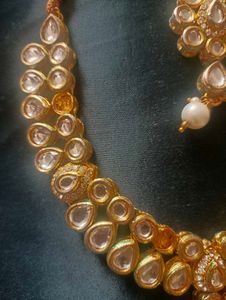 kundan necklace jewellery with maangtika
