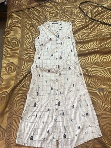 White Printed Sleeveless Kurta