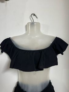 Victoria’s Secret  Off Shoulder Crop
