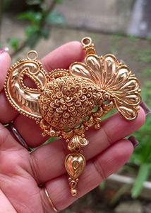 Gold Plated Pendant/Mangalsutra Locket Big