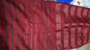 Maroon stole