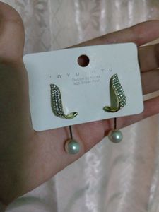 Pearl Drop Earrings