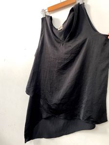 Sleek Black Sleeveless Top