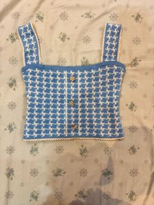 Cute gingham &amp; houndstooth tops