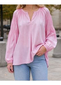 Chic Pink Long Sleeve V-Neck Blouse