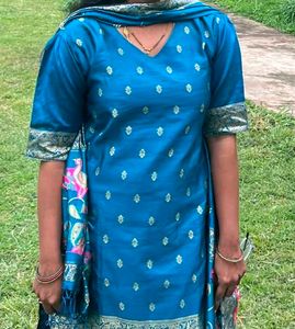 Blue Kurta Set with Peacock Design