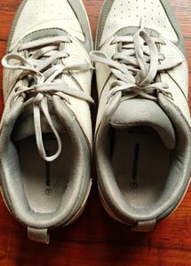 Stylish White &amp; Grey Sneakers