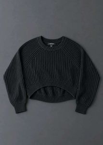 BLACK CROPPED TEXTURED RIBBED SWEATER