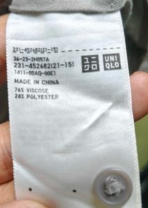 Uniqlo Skipper Collar 3/4 Sleeve Shirt