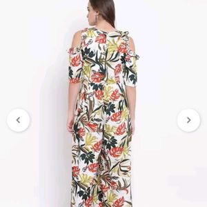 Stylish Cold Shoulder Floral jumpsuit