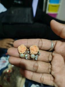 Charming Rose & Pearl Stud Earrings
