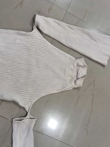 its a top for new generation baddies
