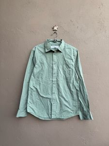 Light Green Casual Button-Down Shirt