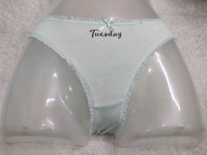 Cute Tuesday 🖤Briefs with Bow Detail