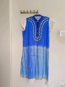 Blue Tie-Dye Embroidered Kurta