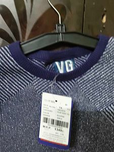 Stylish Blue Patterned Sweater