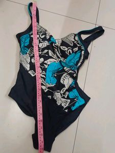 Swimming wear For women, Stretchable