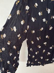 Floral Print Black Shrug