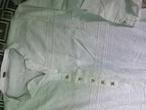 Elegant White Chikankari Kurta