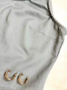 Stylish Cropped Tank Top with Zipper