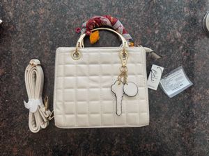 on sale⭐️CIS Bag With Ritu Kumar Scarf(has-flaw)