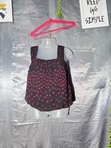 Chic Black &amp; Pink Floral Sleeveless Top