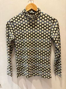Beautiful Turtleneck imported Top