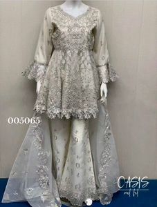 Original Pakistani suit. 100% orginal