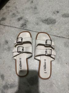 classic flip flops