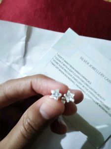 Silver Earings Tops