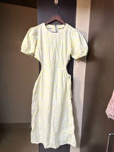 Chic Cutout Puff Sleeve Midi Dress