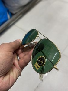 Ray-Ban Aviator Sunglasses