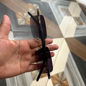 Unisex Stylish Black Gradient Rimless Sunglasses /