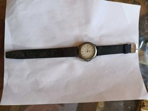 Classic Analog Watch Q&Q